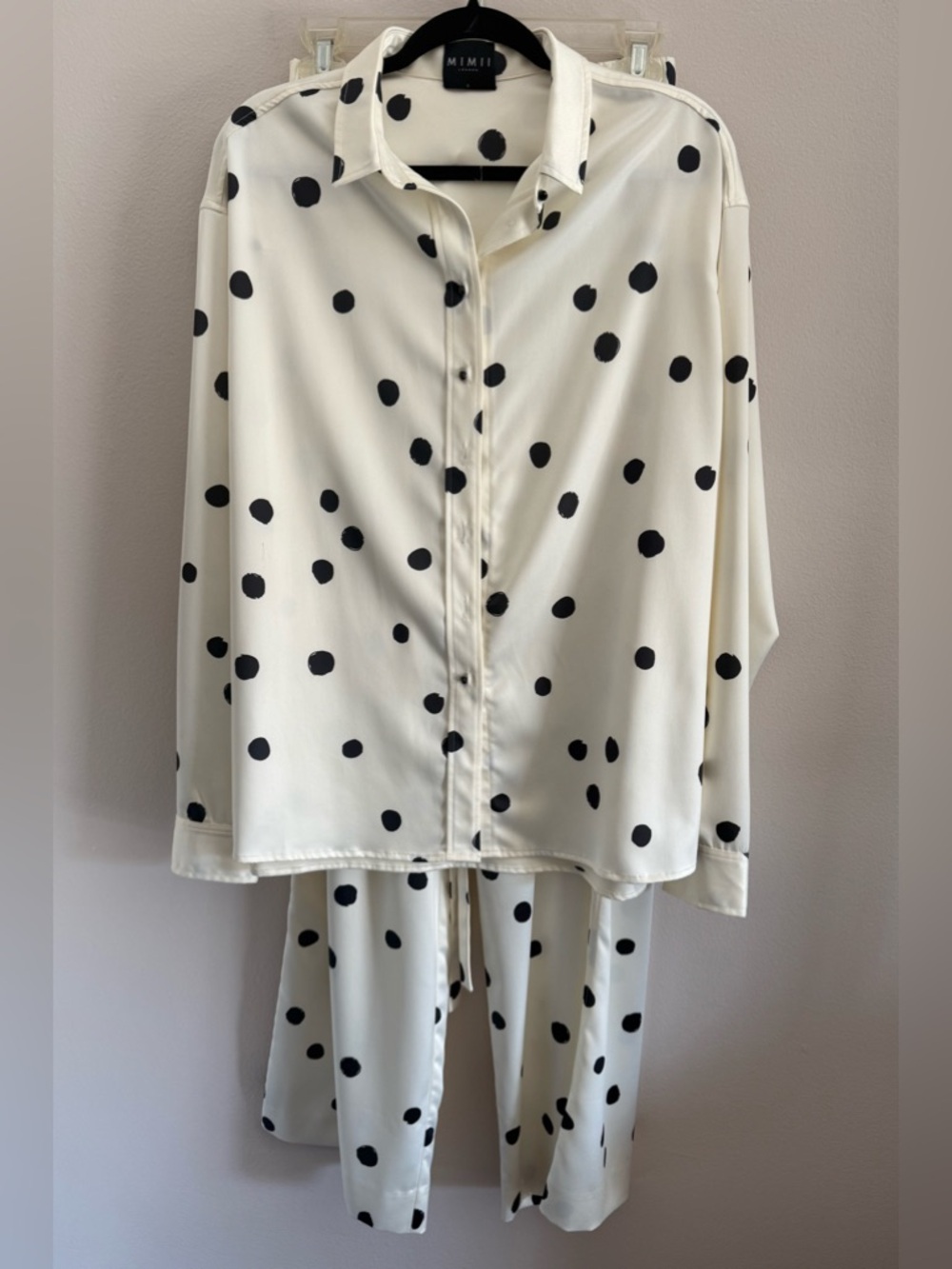 MIMI Women's Black and White/Ivory Polka Dot Button-Up Shirt And Pants Set